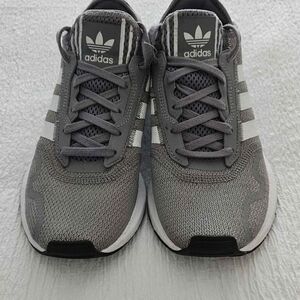 Adidas Gray Sneakers with Mesh Upper and Rubber Sole